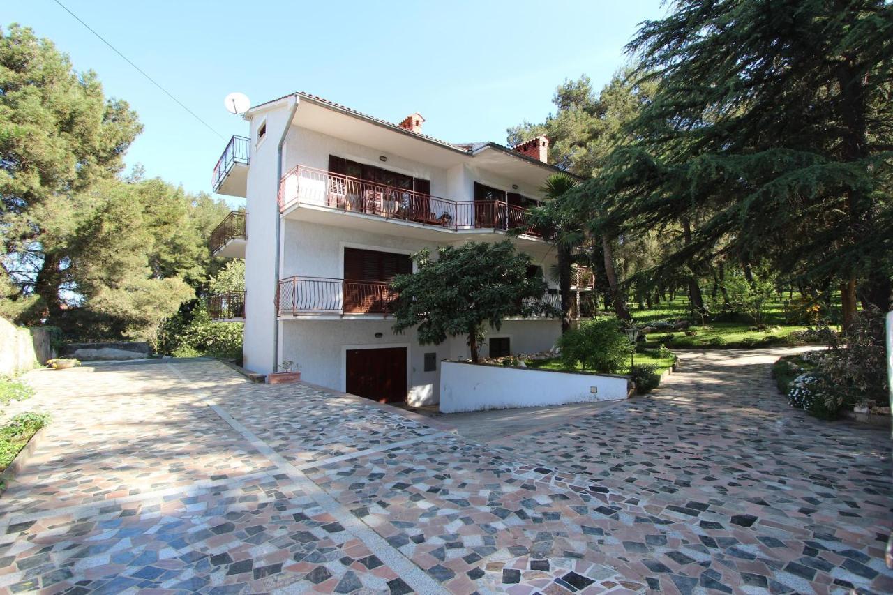 Višnjan Apartment Clementina מראה חיצוני תמונה