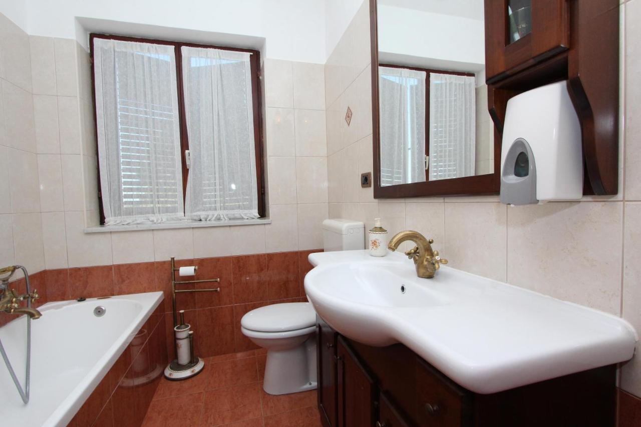 Višnjan Apartment Clementina מראה חיצוני תמונה
